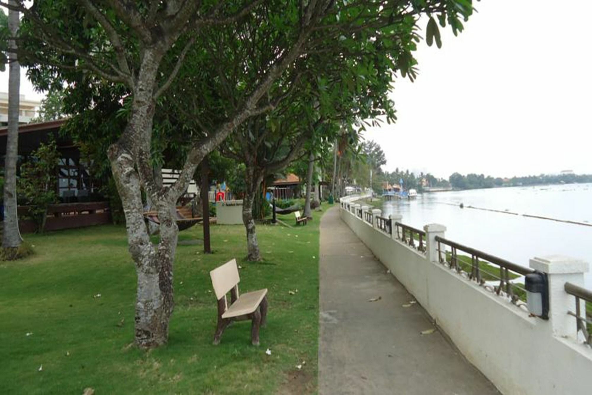 Riverside Serviced Apartments Хошимін Екстер'єр фото
